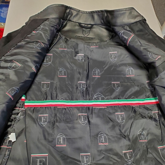 Leather F collection size Small - Picture 7 of 12